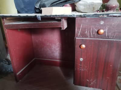 Office table & Chair
