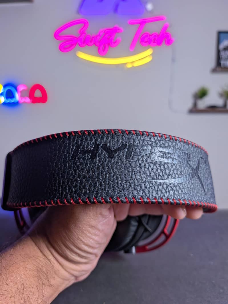 HyperX Cloud Alpha Wireless Gaming Headset NEW (Open Box) 2