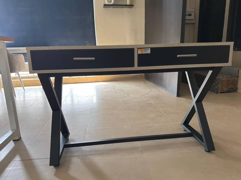 Computer/Study Table 6
