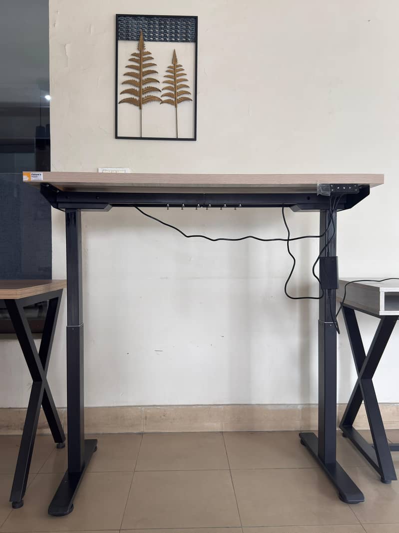 Computer/Study Table 9
