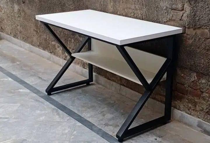 Computer/Study Table 13
