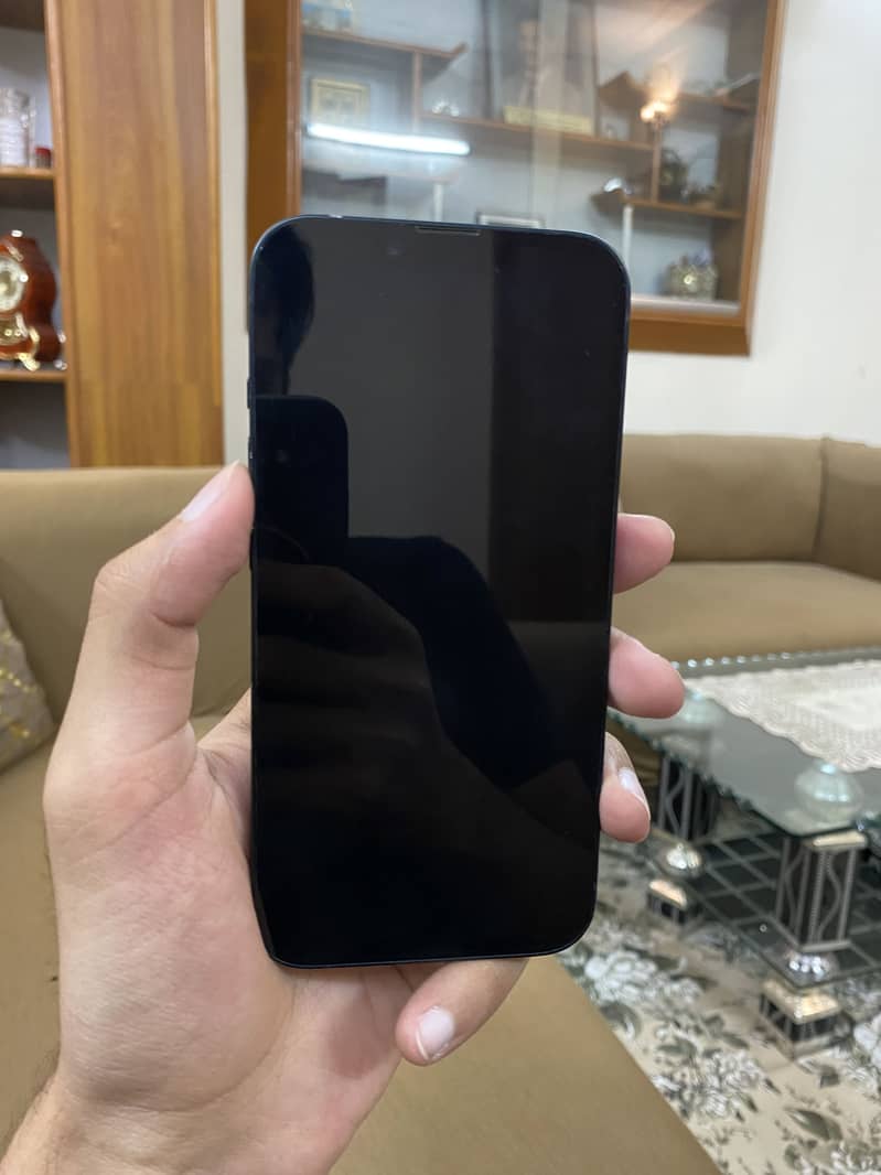 iPhone 14 2