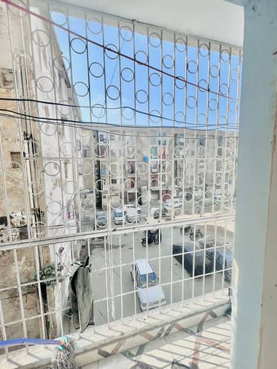 2nd floor flat gor rent johar complex scheme 33