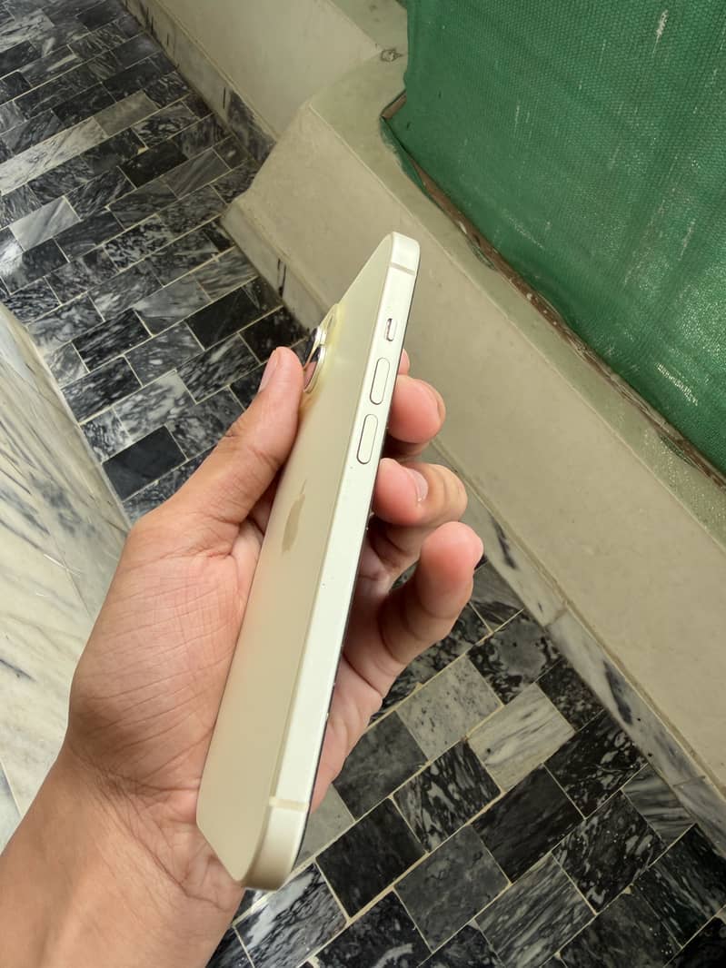 iPhone 15 jv 2