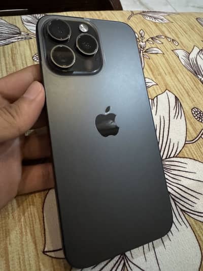 iPhone 15 Pro Max 256GB – Factory Unlock