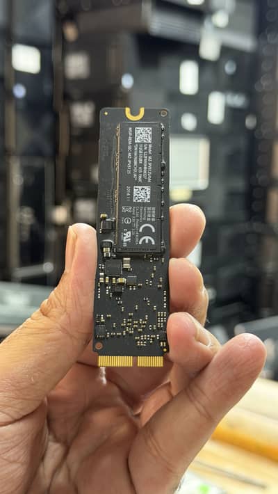 512 NVMe Apple