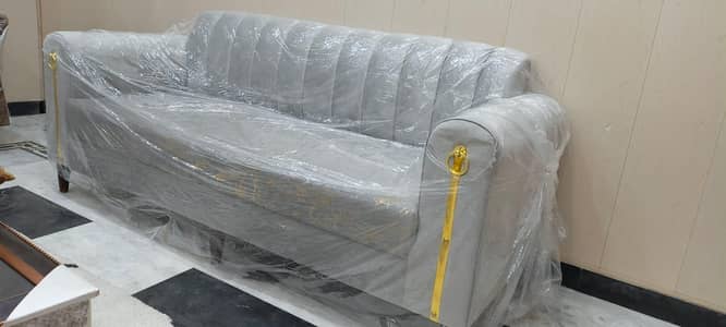 Sofa Set 5 seater imported fabric new condition good quality