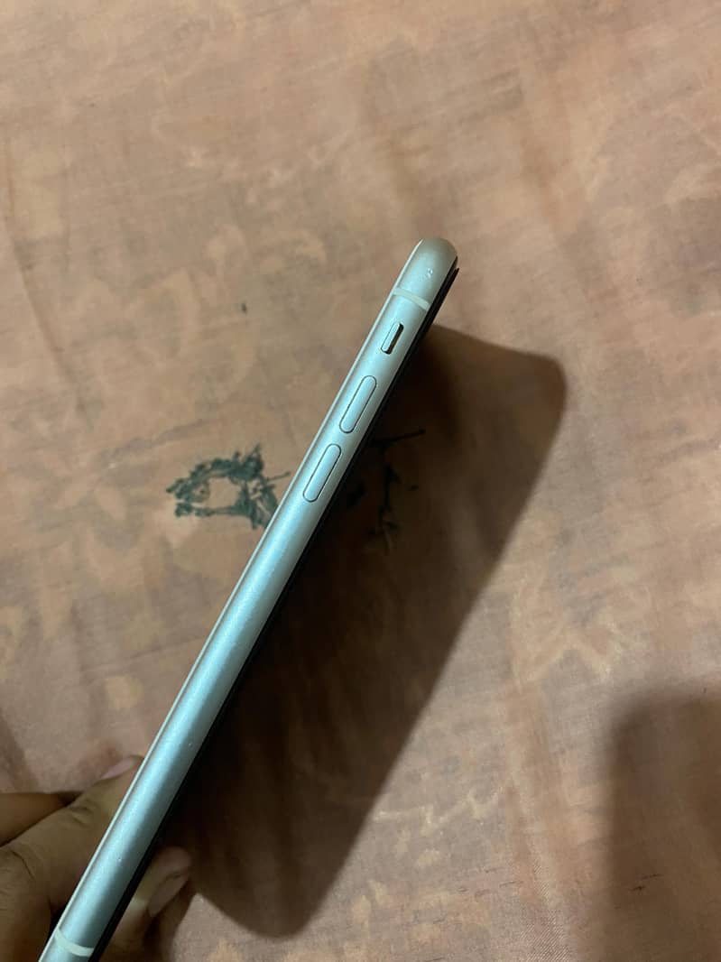 iphone 11 2