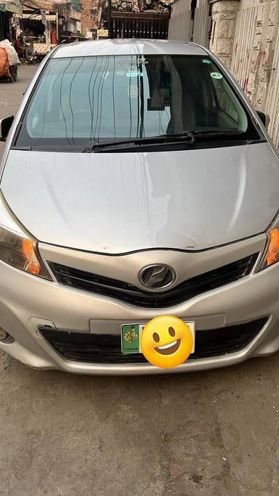 Toyota Vitz 2011
