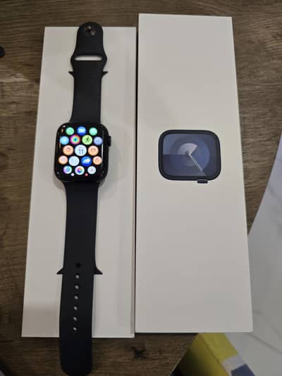 Apple Watch Series 9 for sale with all accessories
