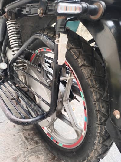 tour bike ride full time tear Suzuki 150