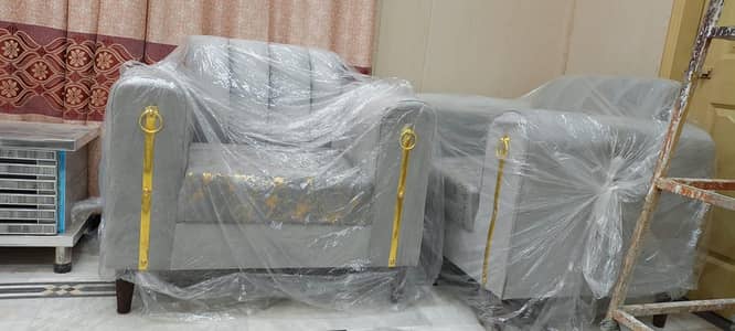 1 din bhi use nhi hwa 5 seater Sofa set brand new condition