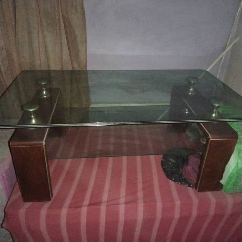 sofa table for good condition 0