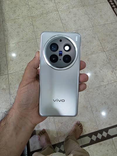 Vivo X200 Pro - PTA Approved  - Official Warranty with box