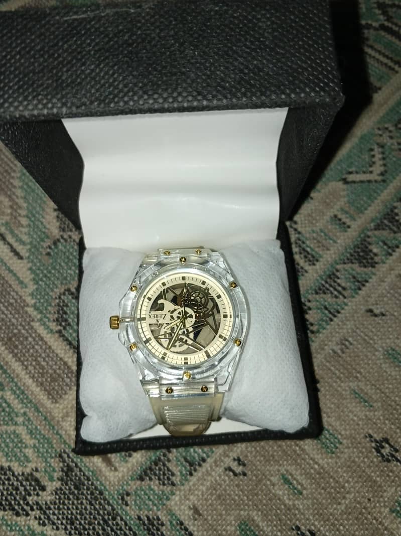 WATCH 0