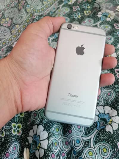 iphone 6 10/10 non pta.