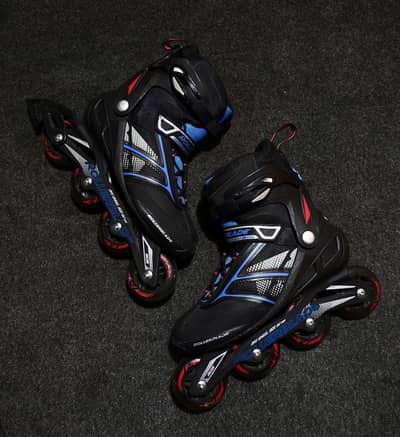 Original branded skating shoes all sizes available in low range