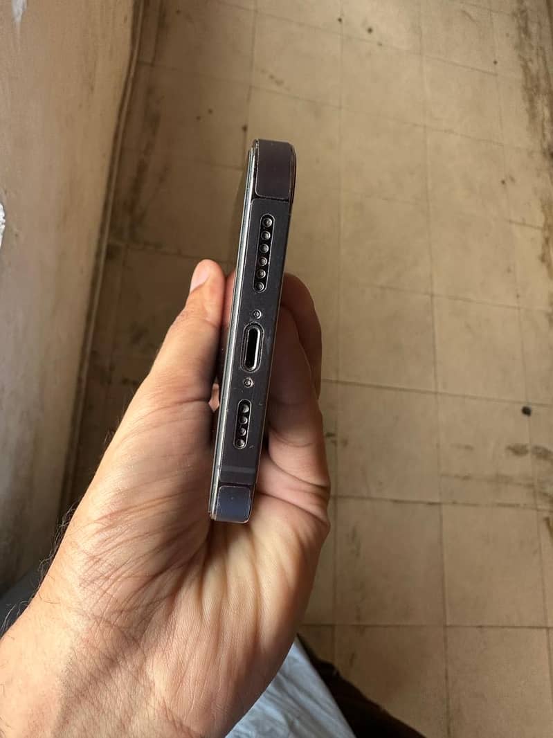 Iphone 14 pro max 1