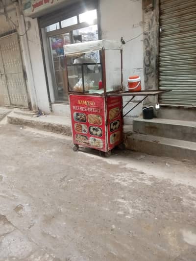 fries and golgappa counter