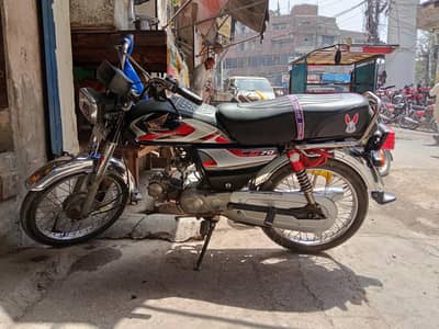 HONDA 70 2013 MODEL HAI ENGINE BEST HAI BIKE BHI SAF HAI