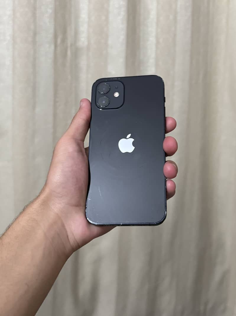 iPhone 12 1