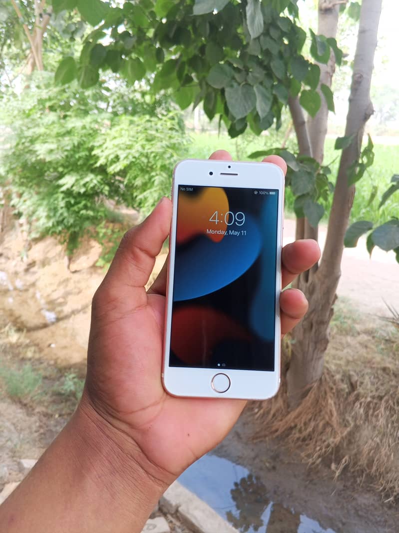 Apple iPhone 6S 2