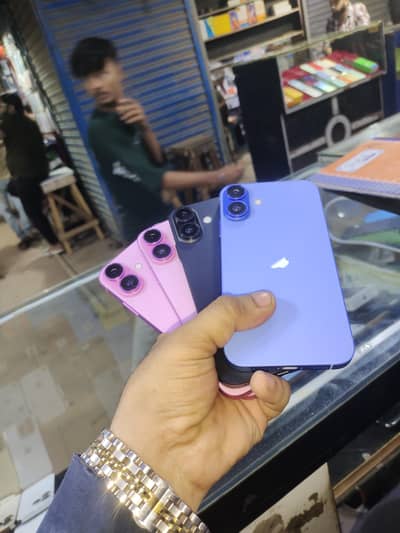Iphone 16 Covertable XR Excellent Mint Condition