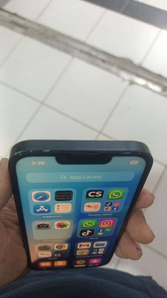 IPhone 13 1