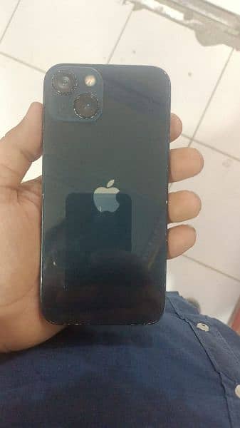 IPhone 13 4