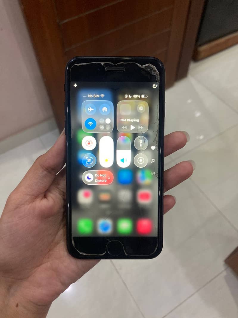 iPhone SE 1