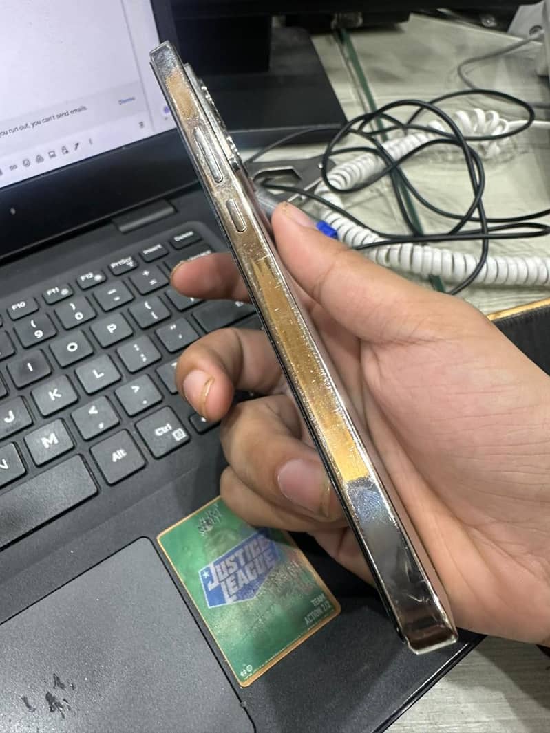 Infinix note 40 5