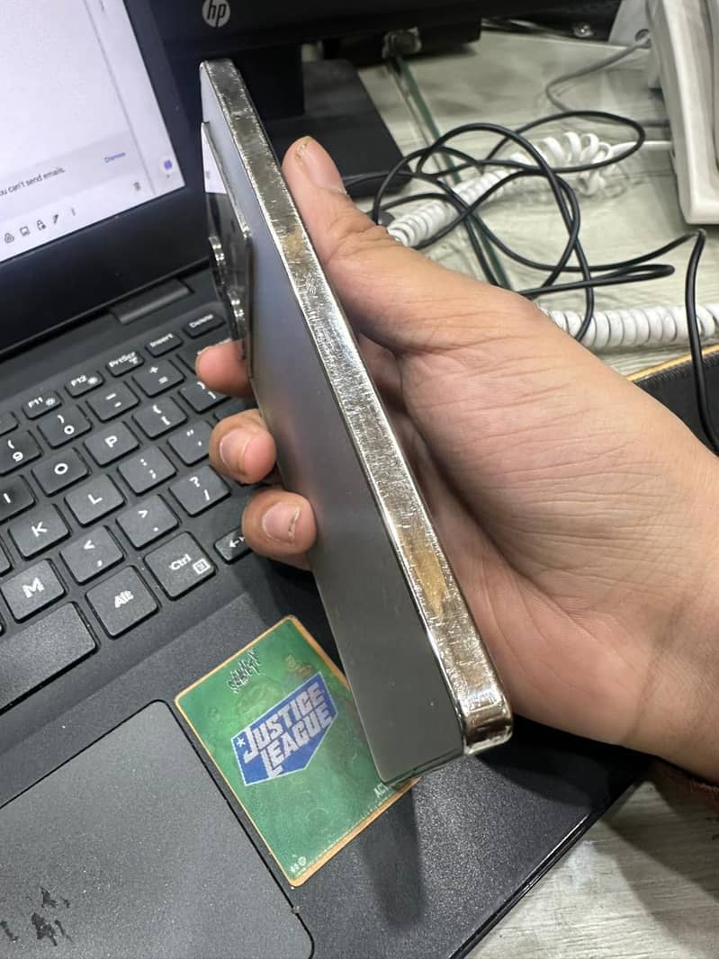 Infinix note 40 6