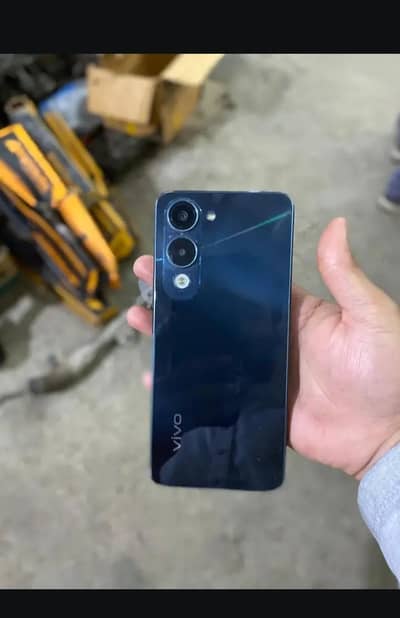 VIVO Y04 Ram(4) Rom (64) condition 10/10