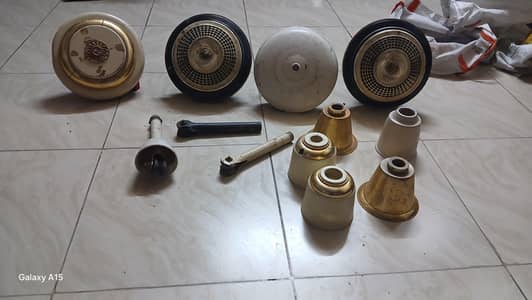 4 ceiling fan 1 aghast fan  5k each