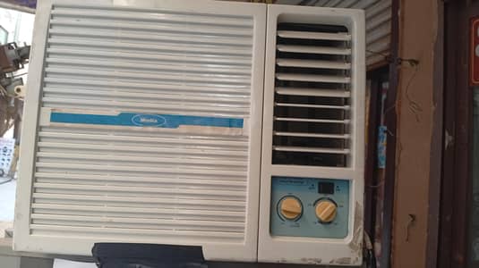 0.75 ton window AC