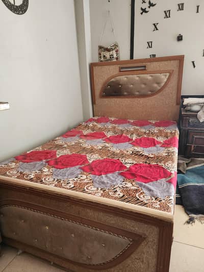 Single bed full size