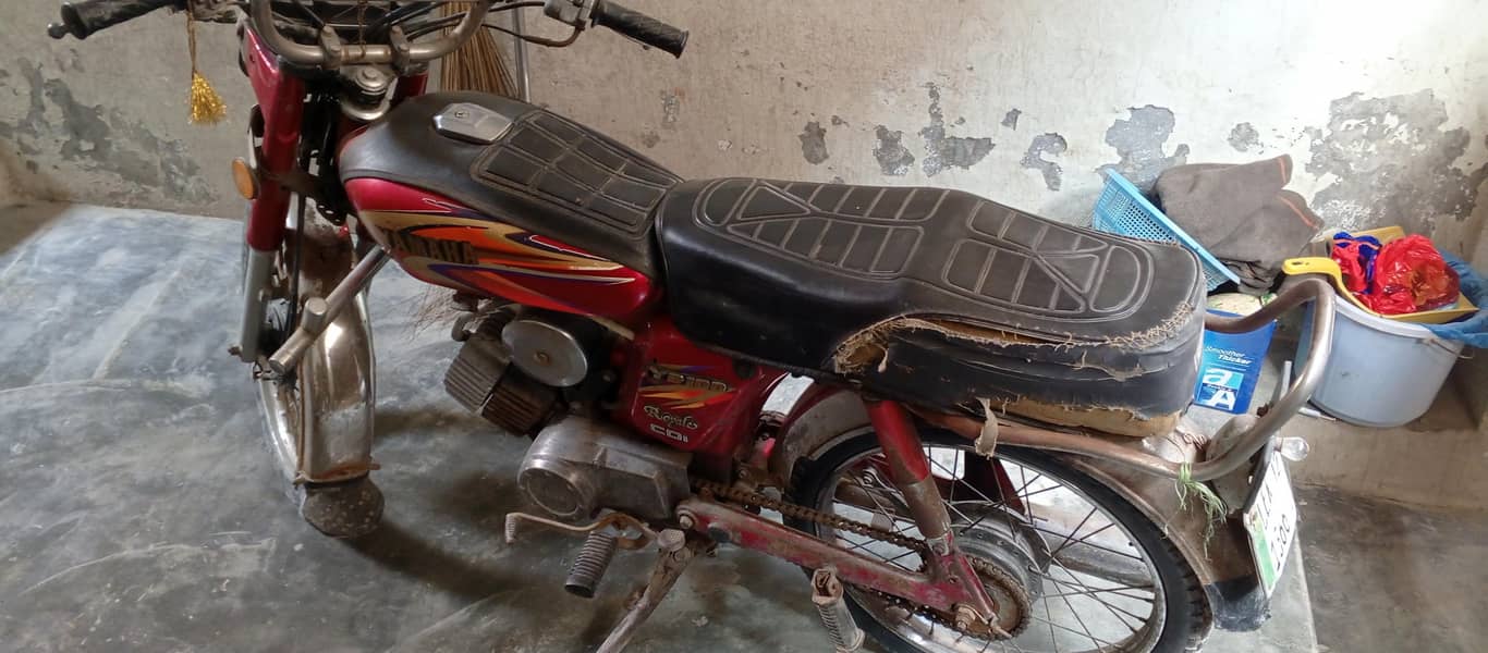 Yamaha 1