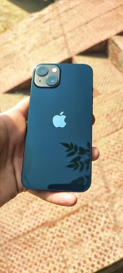 Hello I’m selling I phone 13 128 gb non pta. Battery health 88 Original