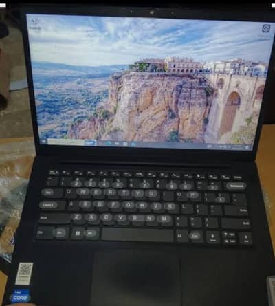 Lenovo IdeaPad i5 12th Gen 8/256 SSD 95% Battery Health