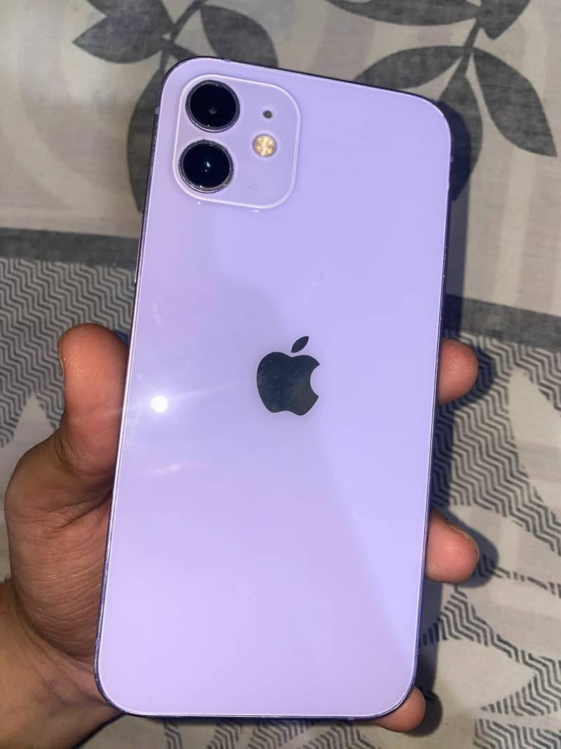 Apple iPhone 12 3