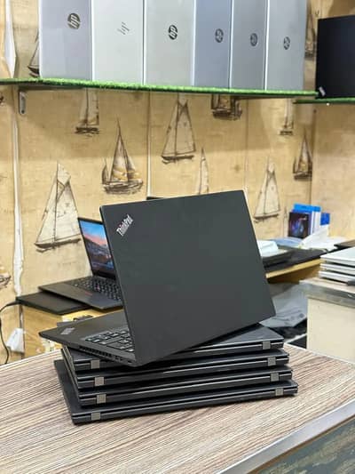 Lenovo Thinkpad X280 Core i5 8th Gen / 8GB DDR4 RAM/256gb nvme