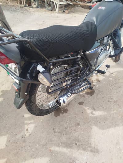 Suzuki GS 150 (Model 2018) – For Sale