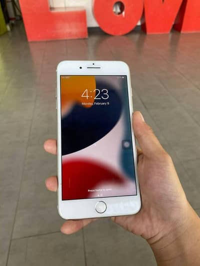 Iphone 7puls 128 GB my WhatsApp numberO325/19/23/475