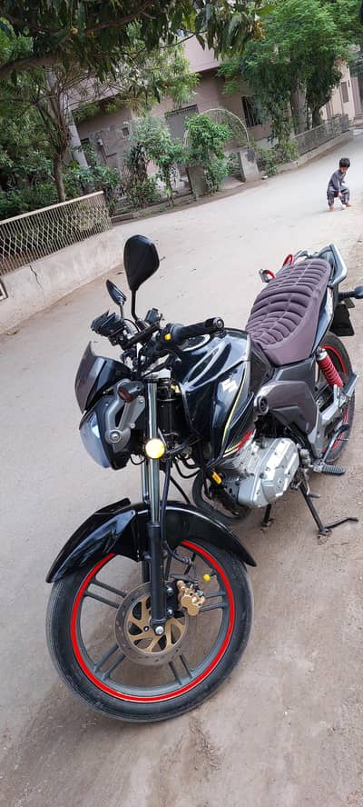 Suzuki GSX 125 Model 2024