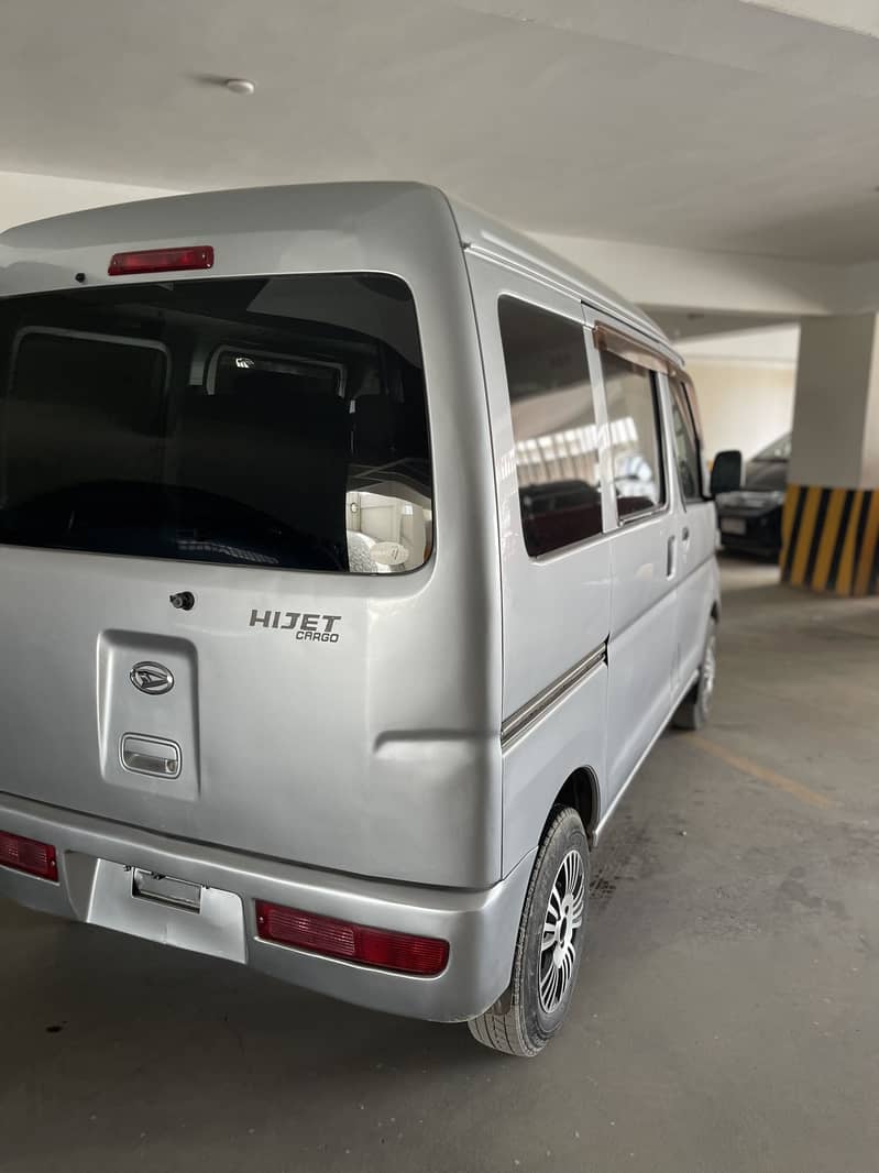 Hijet 4