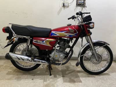 HONDA CG 125 TOTAL GENUINE CONDITION ARGENT SALE