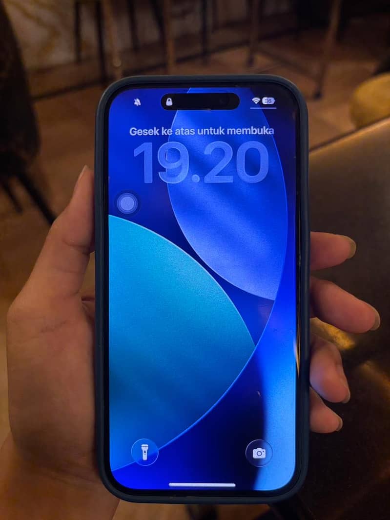 iPhone 15 pro JV 3