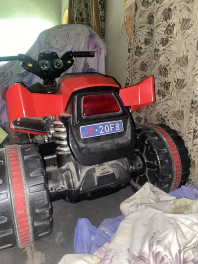 100% working car only slightly used just needs a new battery