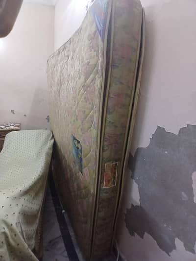 five star mattres in good condition in good colour for sale