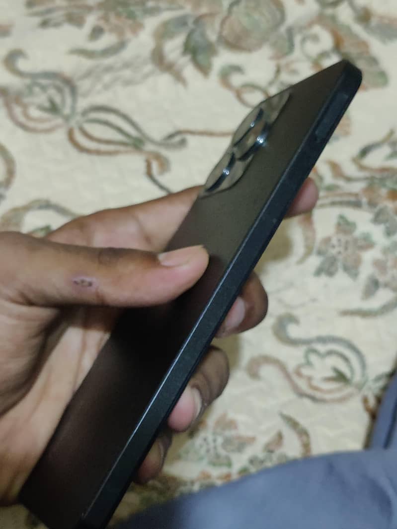 Realme C53 2